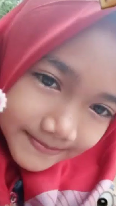 Kena tendang bola kasti