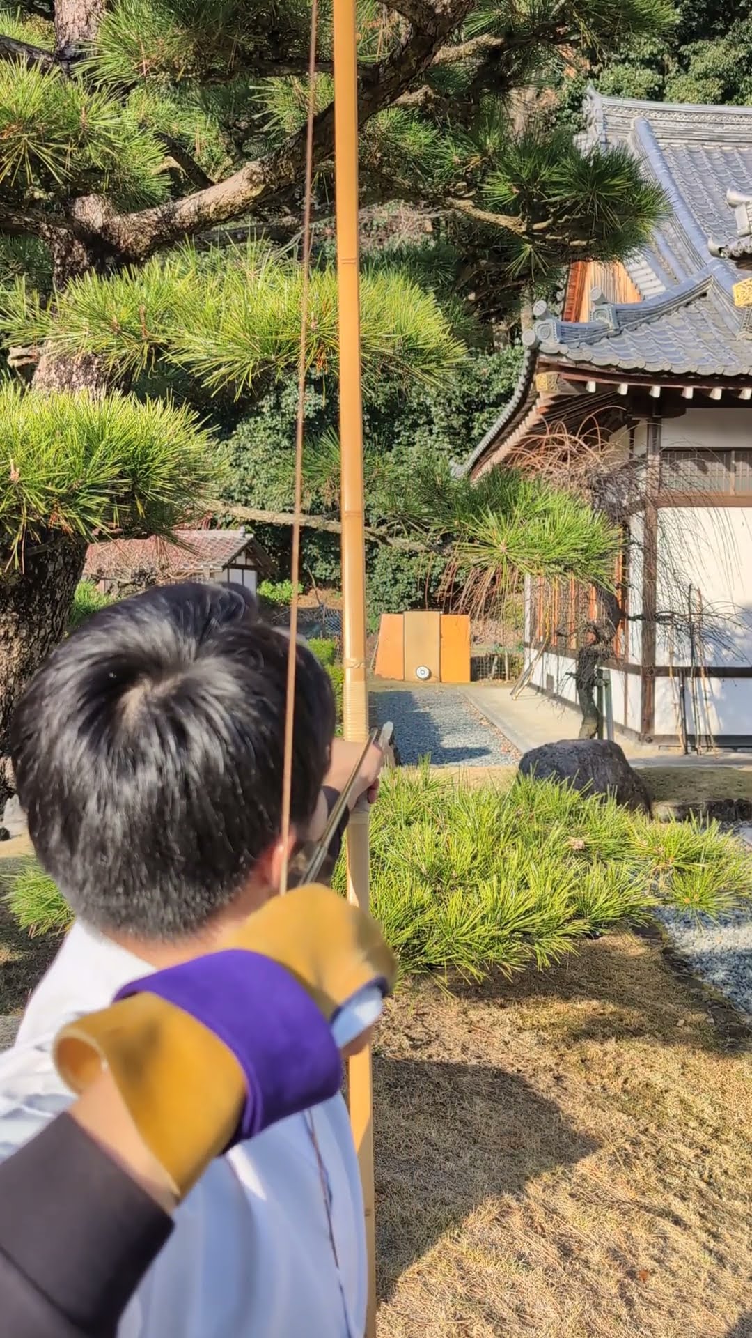 長渕剛、CMで筋肉美を披露（CM SIXPAD シックスパッド／長渕剛