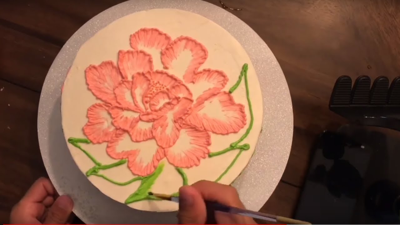 Super satisfying cake decoration time lapse