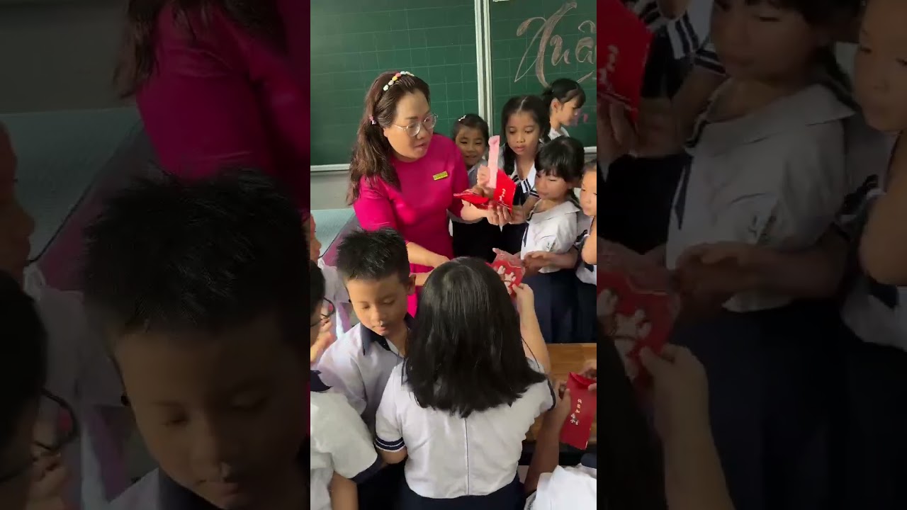 Ông Lân ông Địa tới lớp anh hai 2/4 #baanhem 