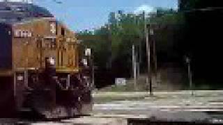 CSX #832 in South Charleston, WV, Highball!!!