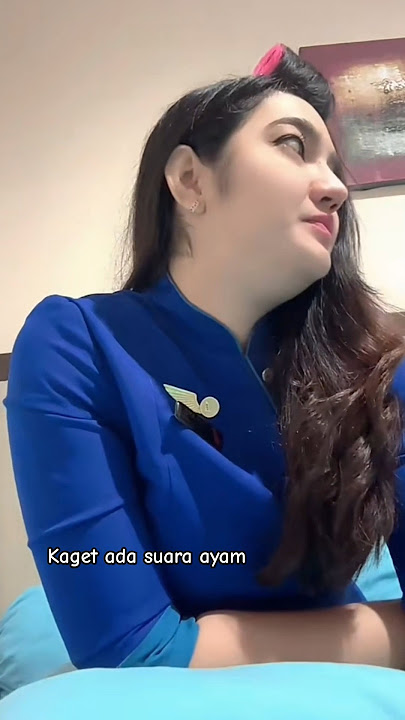 Pramugari cantik Nam Air DWI AYU subuh udah bangun