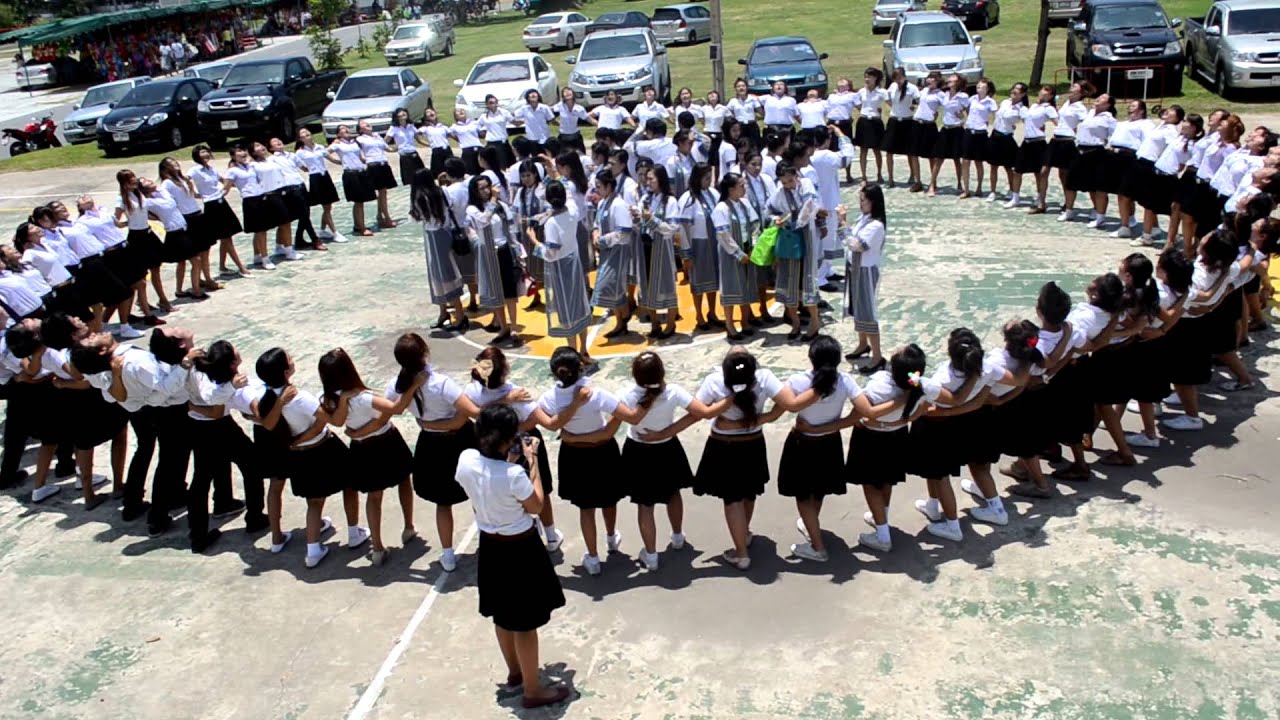 บูมรุ่นพี่จบ 2553.MOV