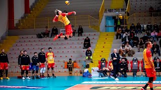 Volleyball Player Without Gravity  - Crazy Jump by Nishida