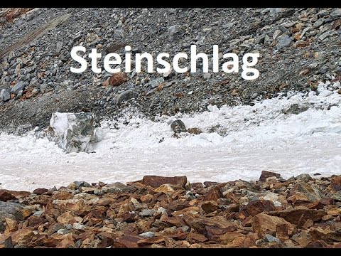 Zugspitze 2962m ü.M. Bagger löste einen Steinschlag auf dem höchsten Berg Deutschlands aus,3 August
