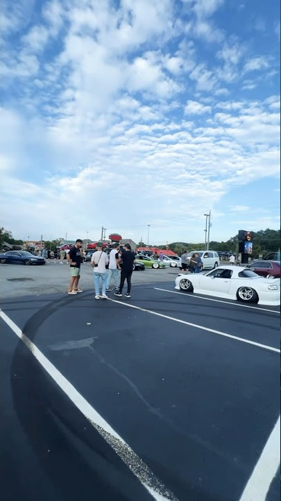 Gatlinburg for slammed enough is lit #motovlogger #gatlinburg #tennessee #bmws1000rr #bikelife