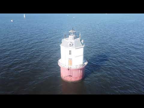 Baltimore Lights Lighthouse Chesapeake Bay - YouTube