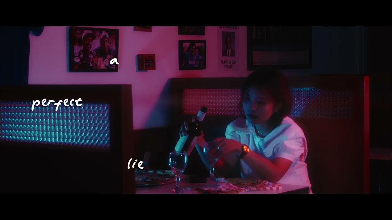 Cicilia Elsa Perfect Lie (Official Lyric Video) Cicilia Elsa Perfect Lie (Official Lyric Video)