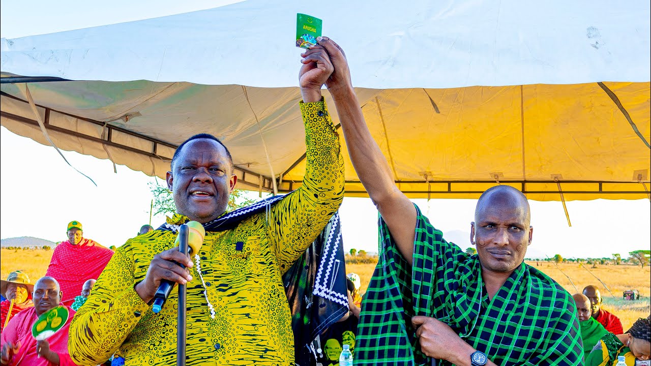 MGOMBEA UDIWANI KATA YA NAALARAMI EDWARD LENANU AMEZINDUA KAMPENI ZA UDIWANI 