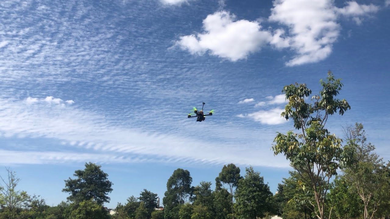 Drone racer Tyro 99 eachine