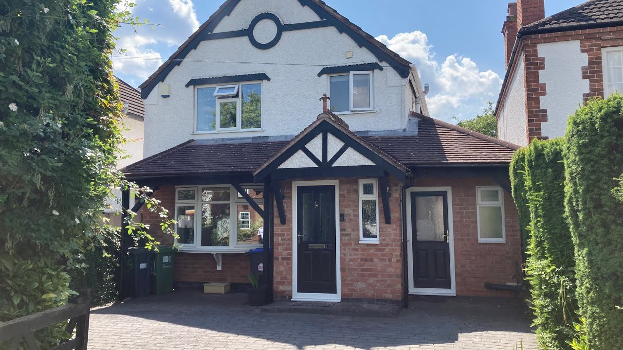 Warwick Road, Kenilworth - YouTube