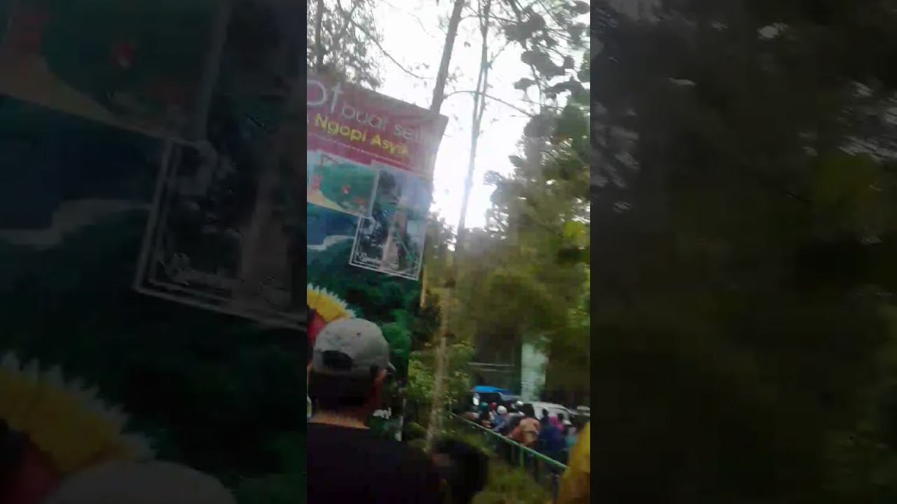 Macet Parah !!!! Kawasan Curug Landung - Curug Putri ...