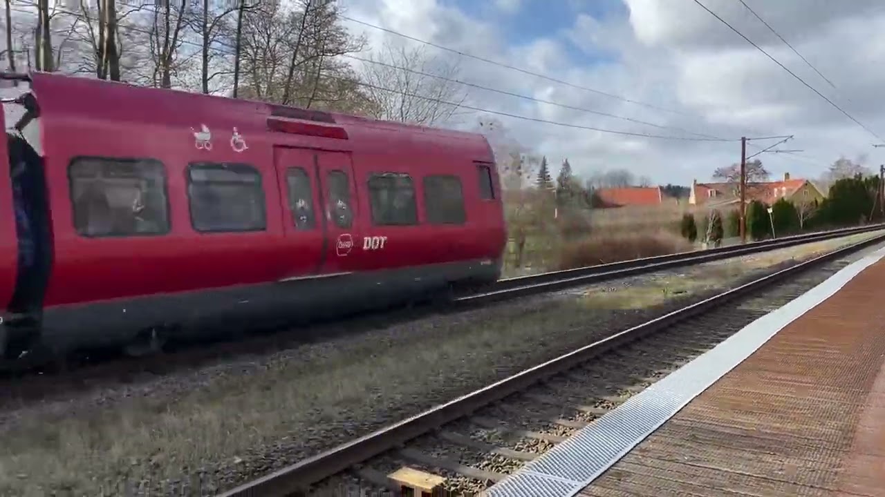 Tog ved Høvelte trinbræt