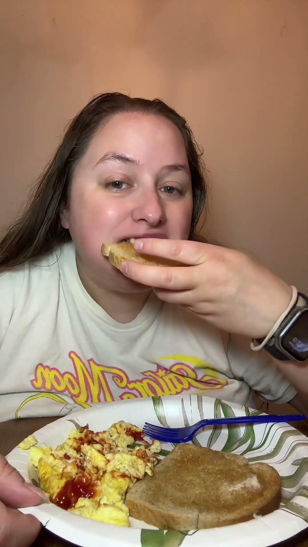 Eat some breakfast with me! - YouTube
