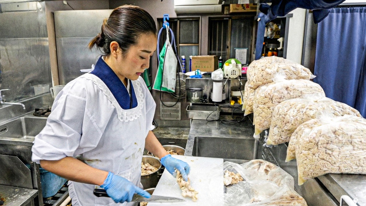 ８時間労働の後に１２０kgのモツを捌くロードサイドの大人気もつ煮女将に1日密着した！