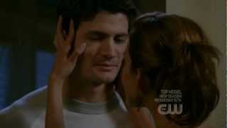OTH S05E08 Kate Voegele (Mia Catalano) - I Wan't Disagree