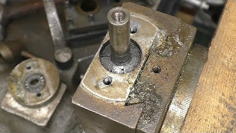 Harrison 300 Tool Post  P1