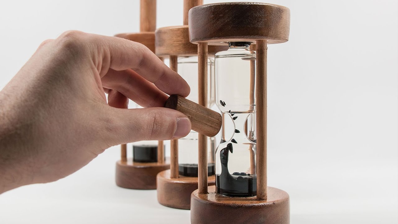 Hourglass Ferrofluid Sculpture By Concept Zero Youtube