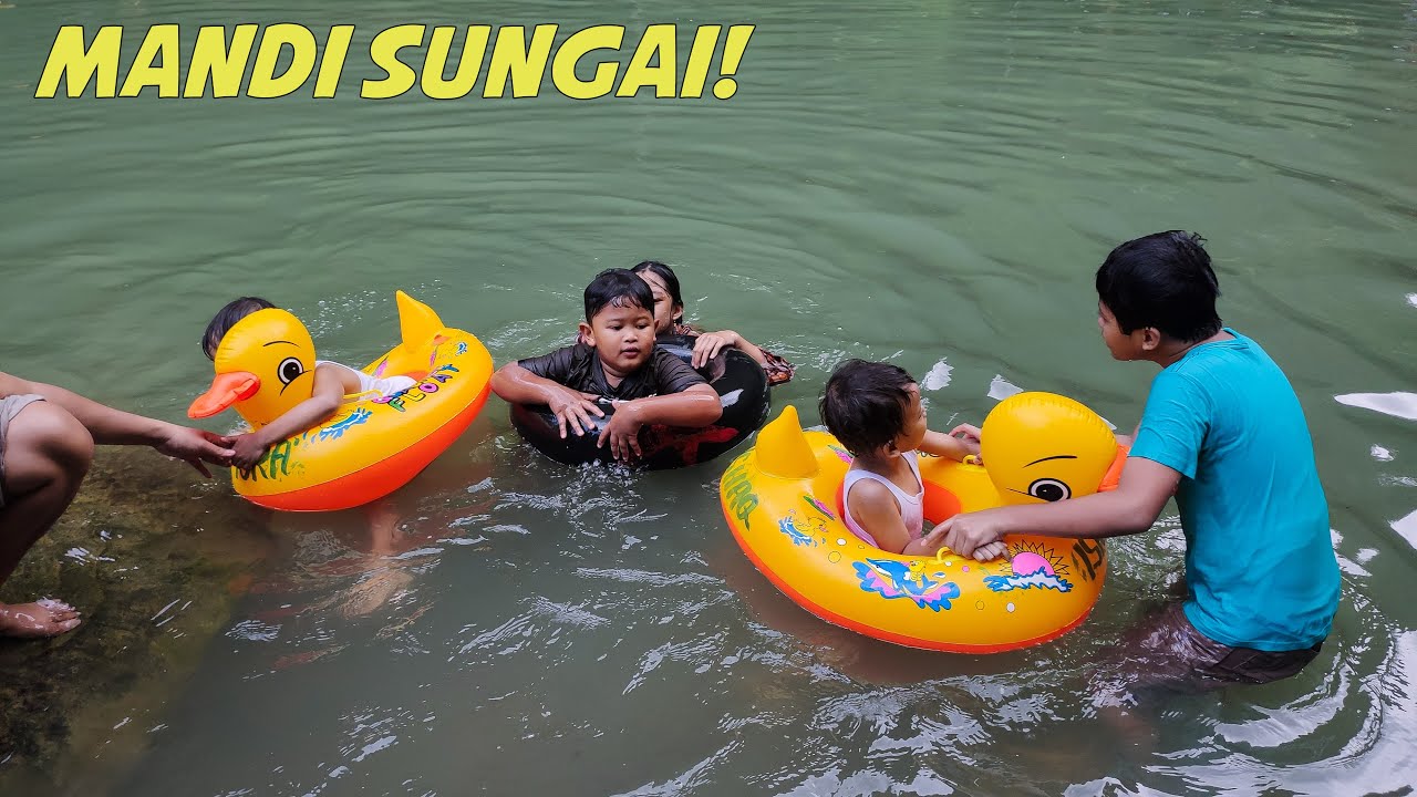 Agha sampai kedinginan mandi di sungai ini