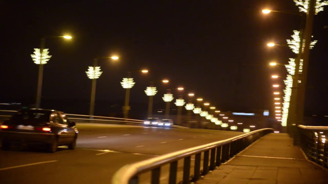 Kaunas puošiasi Kalėdoms