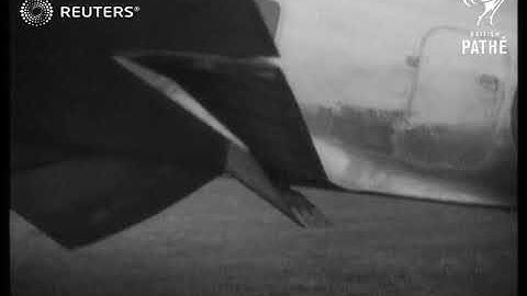 Britain builds fastest big plane/ Lord Tweedsmuir takes office as Governor General of Cana...(1935)