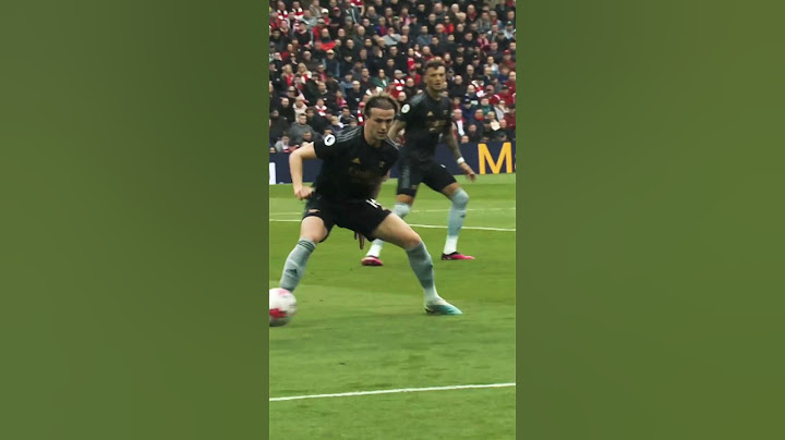 Curtis bringing the fire for Salah’s goal 🔥 #lfc #shorts