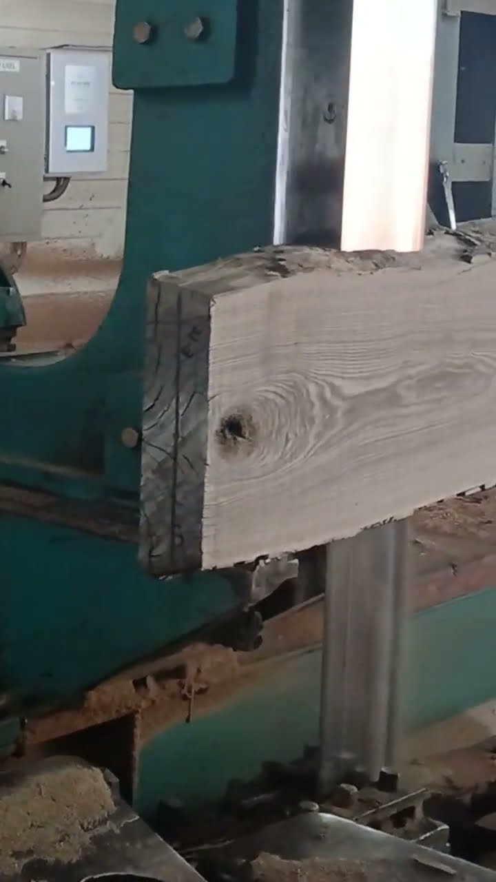 wood cutting - YouTube