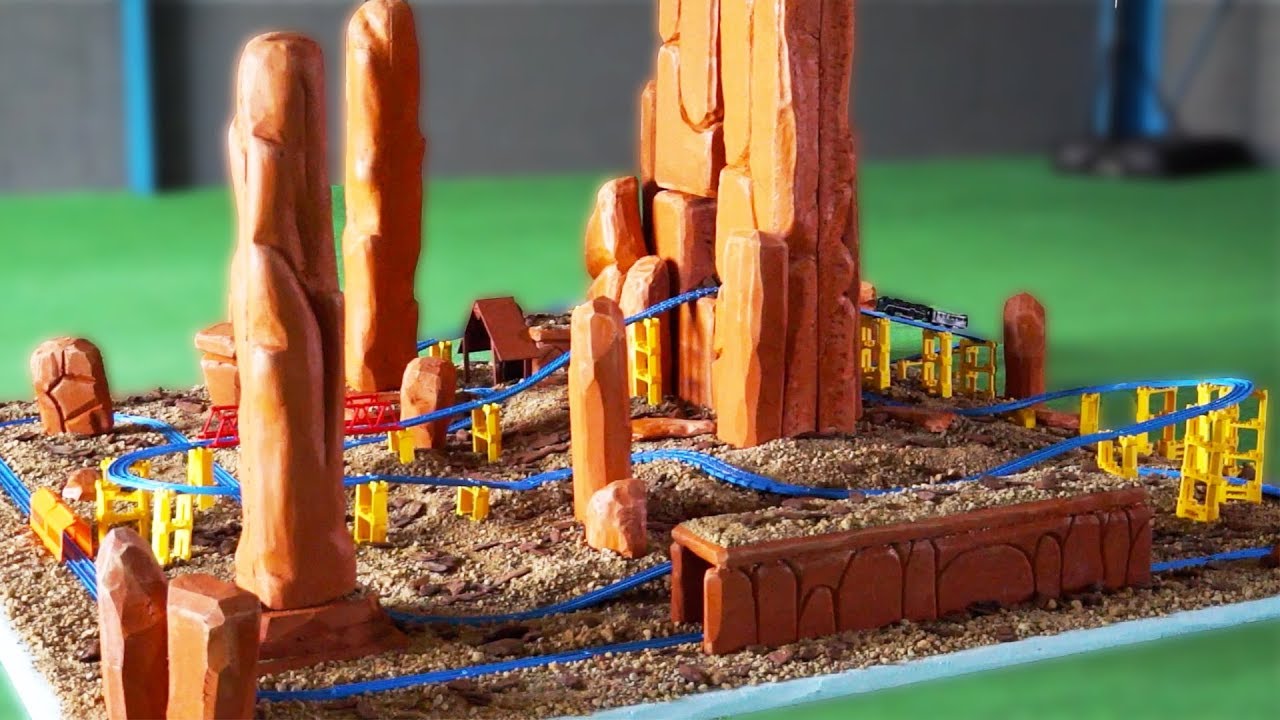 Disney I Tried To Reproduce Big Thunder Mountain With Plarail Youtube