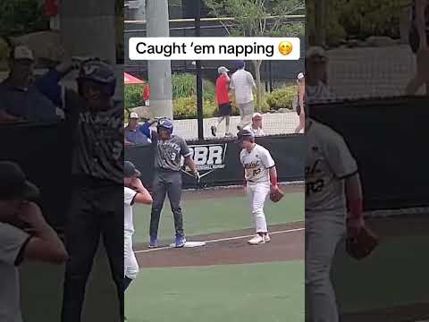 The good ole hidden ball trick 😬 (via @PrepBaseballGeorgia/TT)