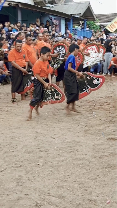 Dagelan jaranan songgoroto #songgoroto #jaranan #shortsviral #bantengan #semuaorang #viralvideos