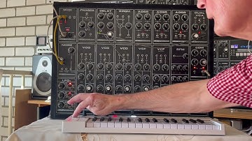 JvR Elektor Formant SEMI Modular Synthesizer with VCF 12dB and ARP4072. (NEW)