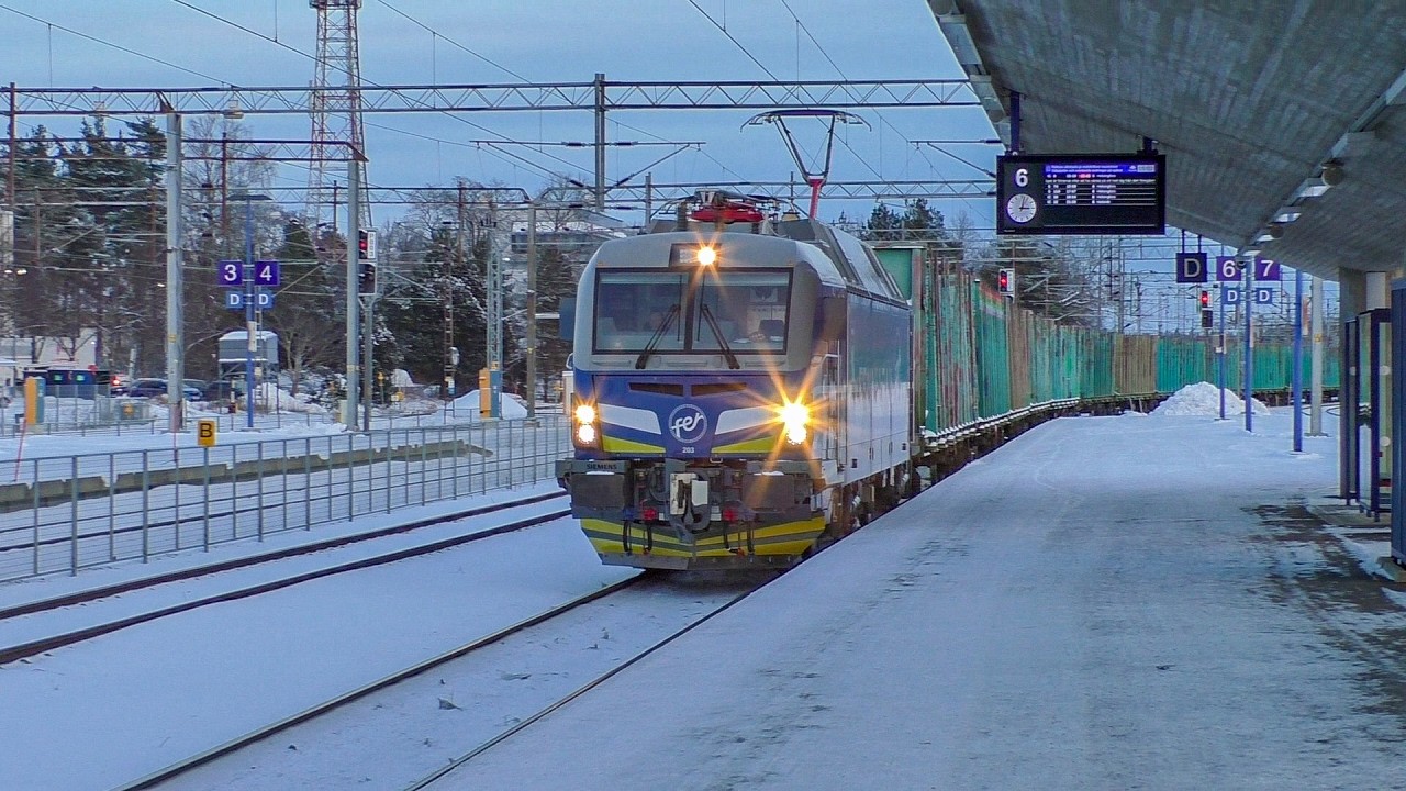 09/01/2026 Kouvola Asema part 2 #finland #trainspotting #railway #togtrafikk #freighttrain #hobby
