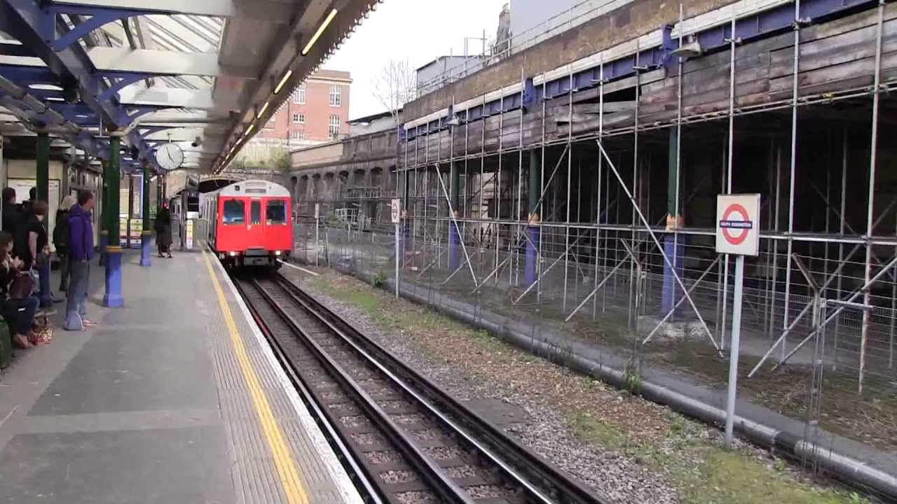 D Tube Stock London Underground South Kensington Tube Station