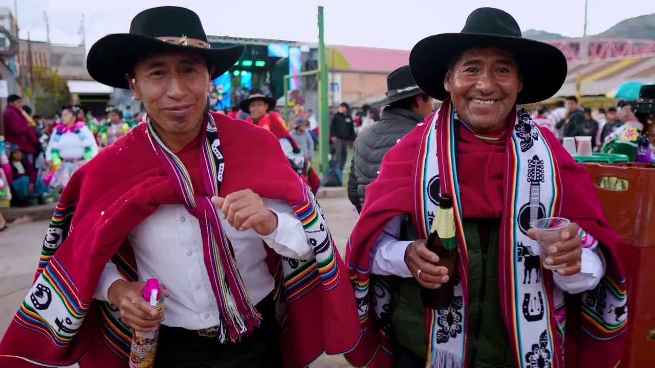 45 LAGUNAS _ LLAVERITO DEL AMOR CON LOS RESIDENTES DE LLALLAPARA _ CUSCO