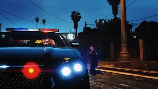 ROUBEI a VTR da POLICIA e dei FUGA - Cidade da LOUD - GTA RP (Ep.17)