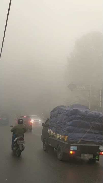 Jarang terjadi...!!Puncak bogor berselimut kabut tebal#shorts