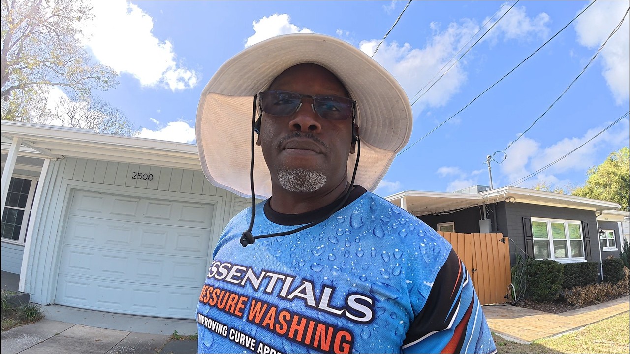 Exterior House wash In Orlando, Fl.  #pressurewashing #softwashing #powerwashing