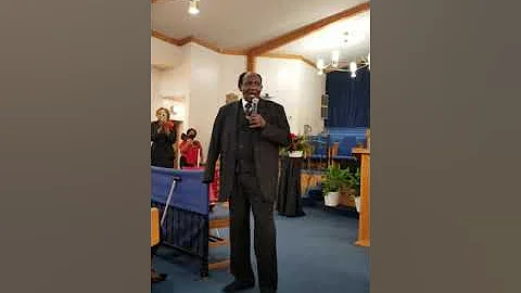 Rev Dr Mack McCollum Singing Sending Up My Timber/...
