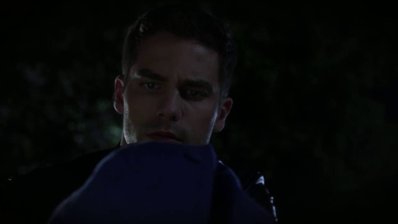 Pretty Little Liars 7x09 Hanna hits Noel (Ending scene) YouTube
