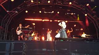 Gold - Paloma Faith (Milton Keynes 17/07/22)