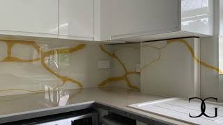 The Gold Marble - Modern Kitchen Splashbacks by ®CreoGlass, www.creoglass.co.uk