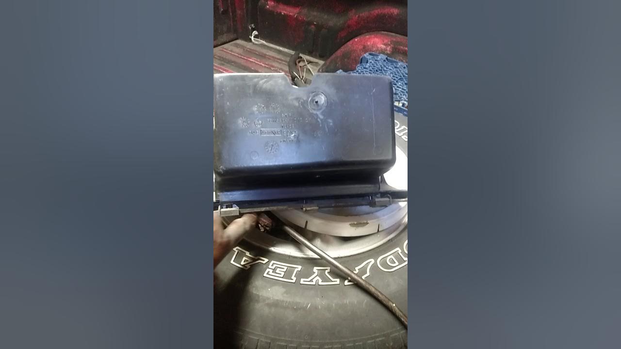 2000 Dodge Dakota Dash and heater box removal - YouTube