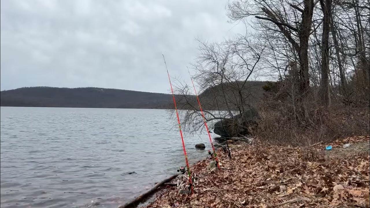 Monksville reservoir Catfishing 37 degree water temp still cold! 