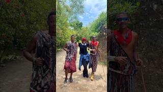 Vernyuy Tina - 🌙🛖🇹🇿 Making new Maasai friends in Zanzibar 🏝️