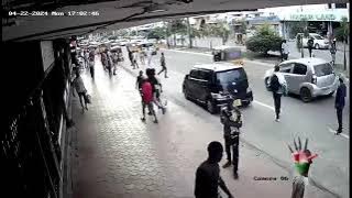 Quickmart bandari Mombasa cctv captures street gang attacking a shopper #cctvcamera #mombasa