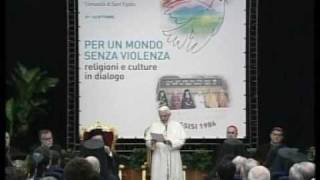 Papa Benedetto XVI a Napoli: la liturgia eucaristica e il saluto ai rappresentanti religiosi