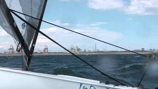 Dinghy Academy: Finn free pumping in 20 knots, a hard day at work...