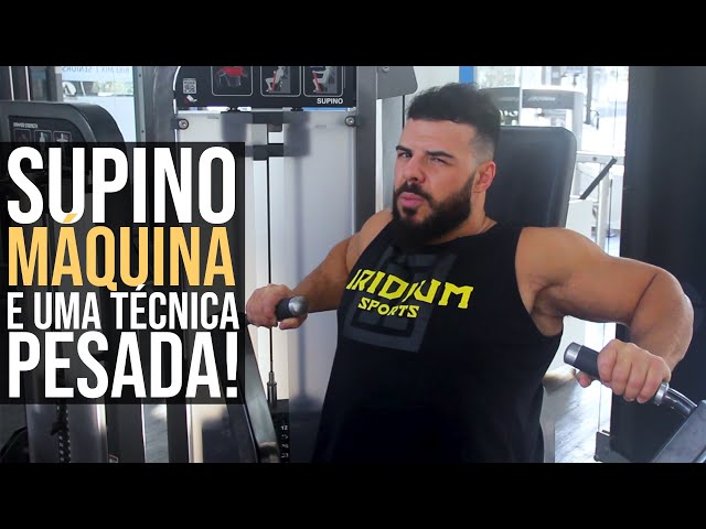 Supino na máquina - Peito 