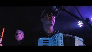 Crashville - Festival (offisiell musikkvideo)