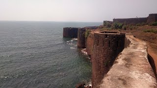 Форт Виджайдург (Махараштра, Индия) / Vijaydurg Fort (Maharashtra, India)